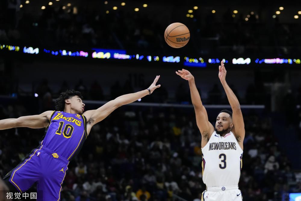 而球迷则是 而球迷则是