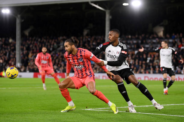 他是后防线 他是后防线